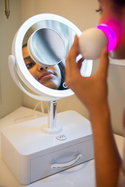 Vio Smart Mirror with UV Sanitizing Tray
